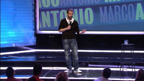 Central de Cómicos - Marco Antonio: No soy tú...gracias a Dios