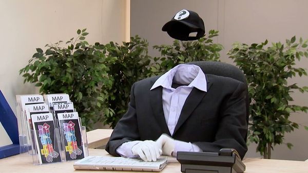 Just Kidding - Secretario invisible