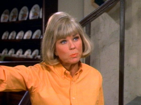 The Doris Day Show - The Con Man