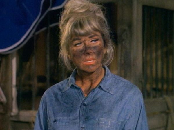 The Doris Day Show - Love Thy Neighbor