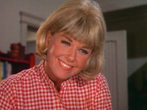 The Doris Day Show - The Uniform