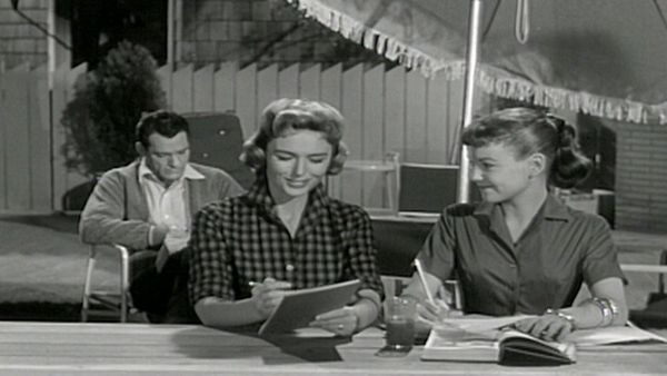 The Donna Reed Show - Jeff vs. Mary