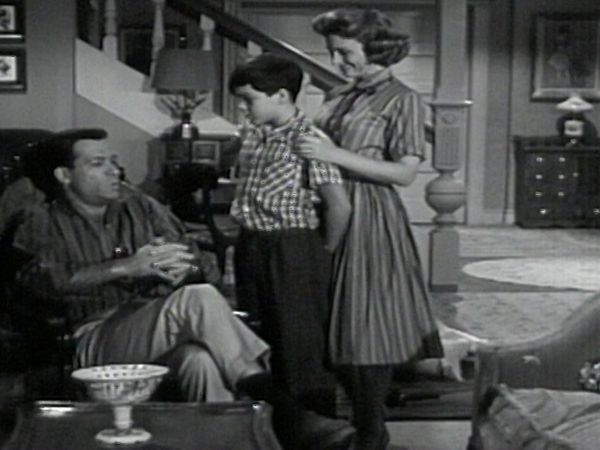 The Donna Reed Show - The Hike