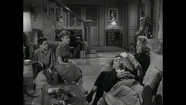 The Donna Reed Show - Nothing Like a Good Book