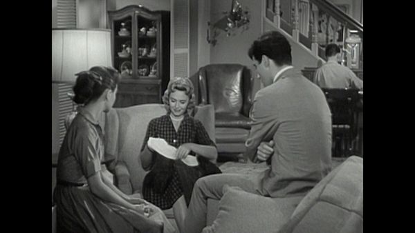 The Donna Reed Show - Mary's Growing Pains