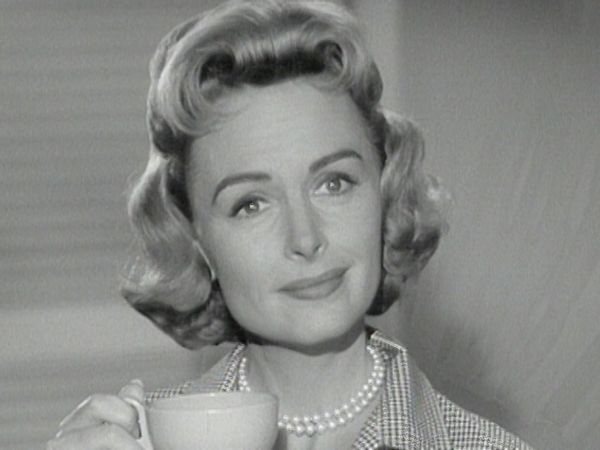 The Donna Reed Show - Mary's Crusade