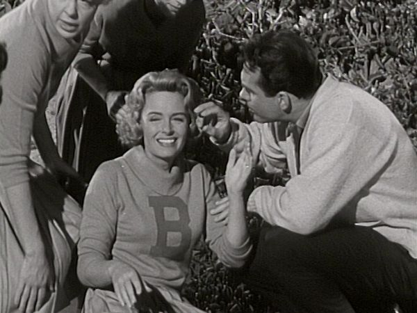 The Donna Reed Show - Donna Goes to a Reunion