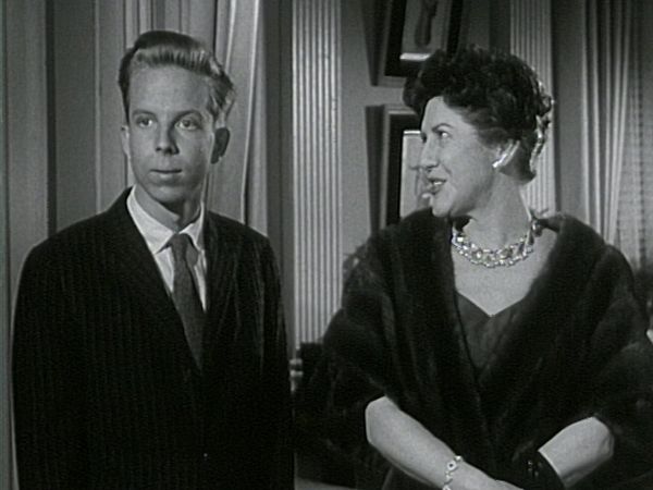 The Donna Reed Show - Mary's Heart Throb