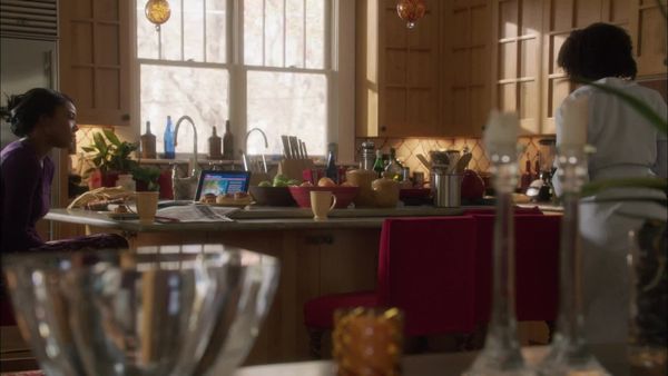 Being Mary Jane - Aviso de Tempestade