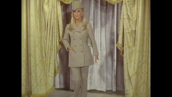 The Doris Day Show - Doris the Model