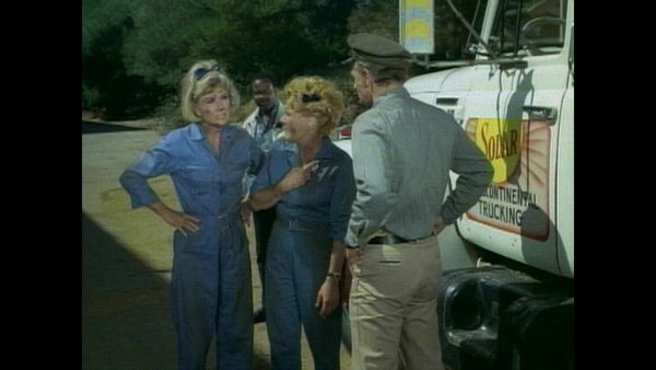 The Doris Day Show - The Gas Station