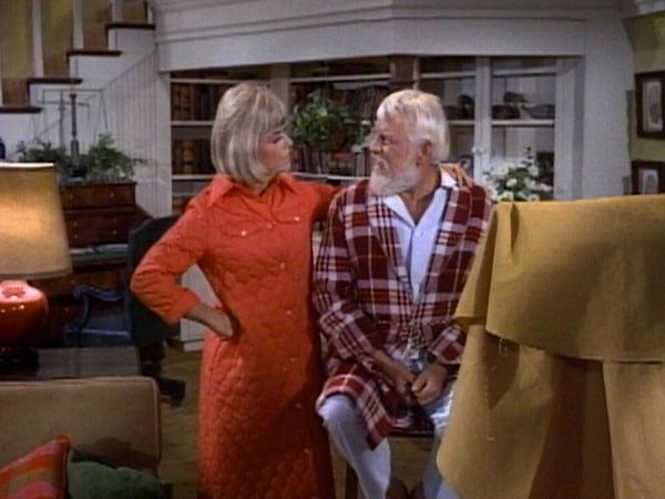 The Doris Day Show - Buck's Portrait