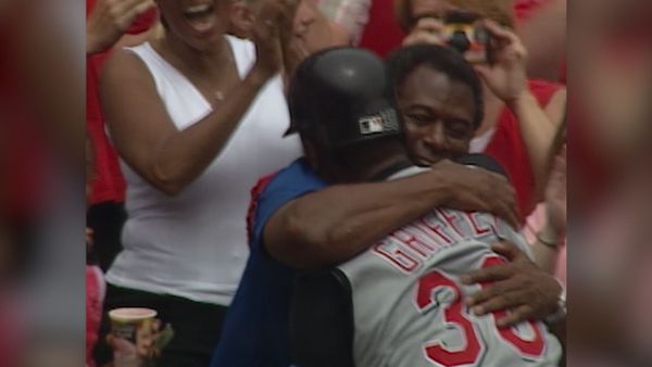 Great Games - Junior hits 500th homer on Father's Day
