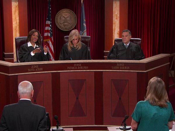 Hot Bench - Corvette Collision Whodunit!; Sucker Sale!