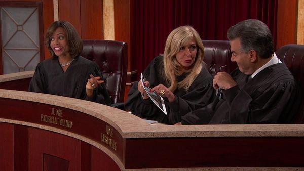 Hot Bench - A Daughter's Love Divided; 99 Cent Plate Heist!