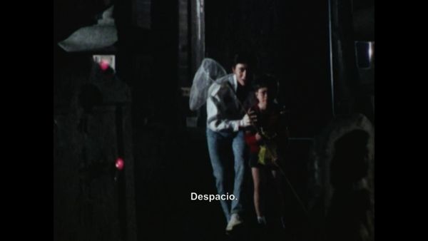 Black Kamen Rider - El amuleto dorado