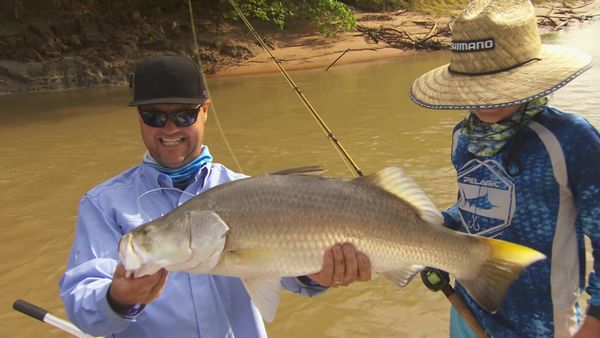 IFISH - Metre Barra on Handline - Daly River, NT