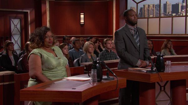 Hot Bench - Follow the Money!; Bootleg Cellphone Scam?