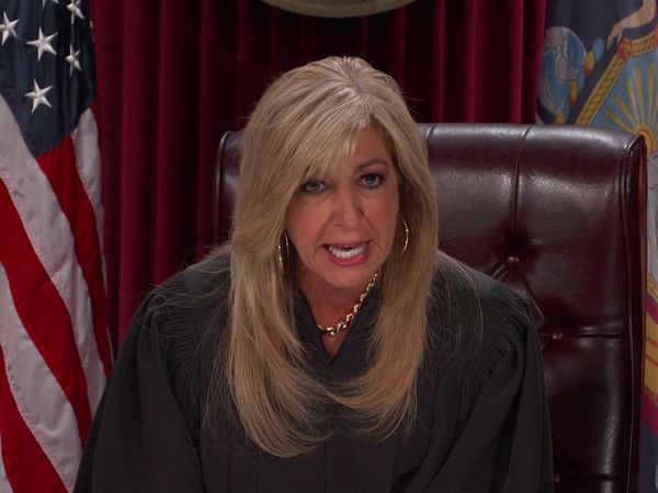 Hot Bench - Fishing Trip and a Pit Bull; Landlord Accused of Theft
