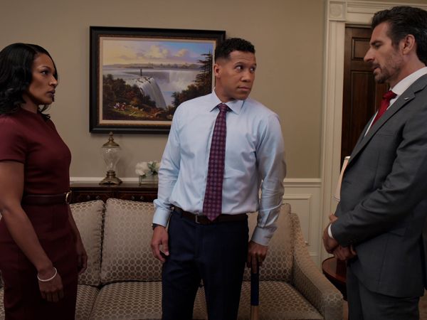 Tyler Perry's The Oval - Os pais amorosos