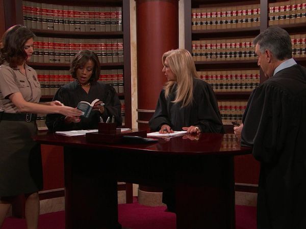 Hot Bench - Dishwasher Disaster!; Rabbits, Rent and Rowdiness