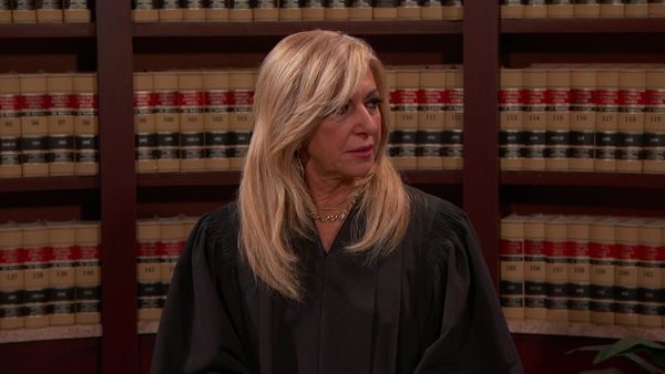 Hot Bench - The Daycare Debacle; Vacation Lodge Disaster!