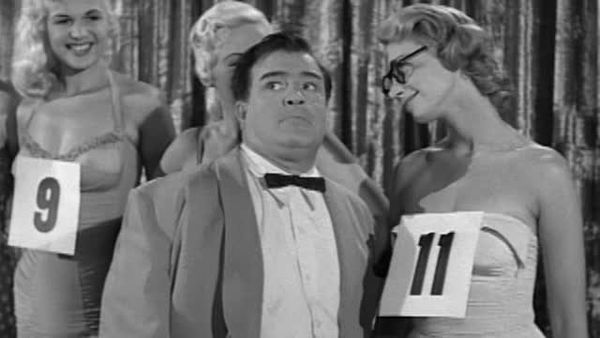 The Abbott and Costello Show - Beauty Contest Story