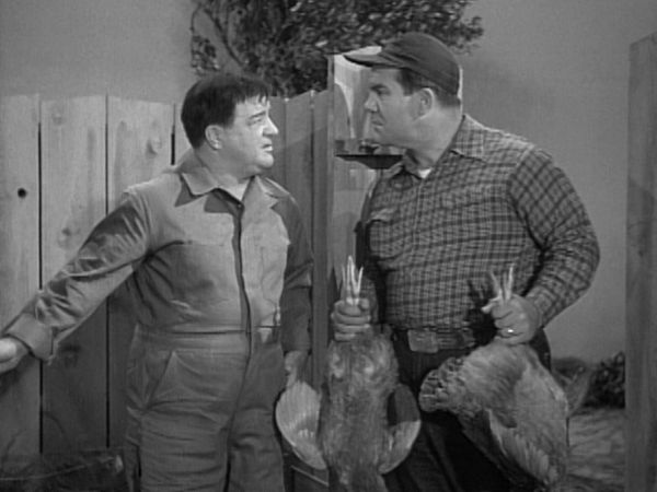 The Abbott and Costello Show - From Bed to Worse