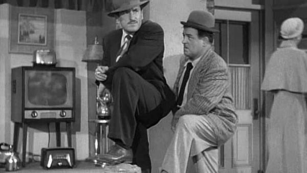 The Abbott and Costello Show - Private Eye