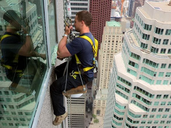 World's Toughest Jobs - Window Cleaning