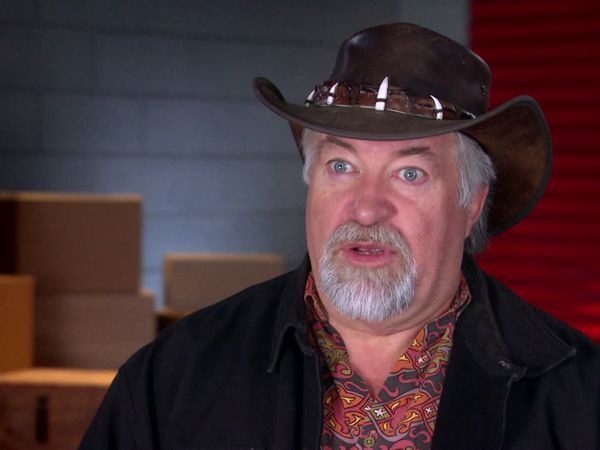 Storage Wars: Northern Treasures - Shirt Happens