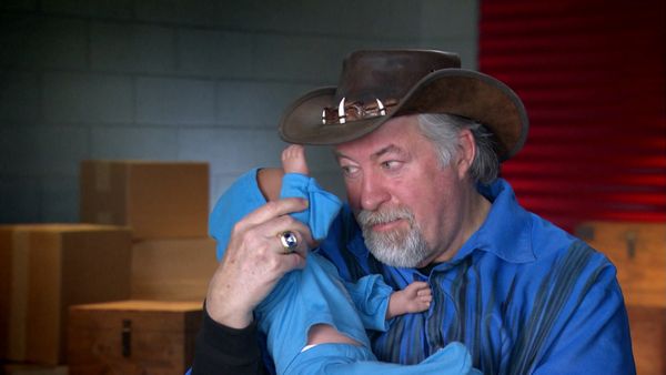 Storage Wars: Northern Treasures - Two Men And Fake Baby