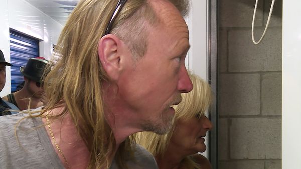 Storage Wars: Northern Treasures - Who Wants To Be A Bazillionaire