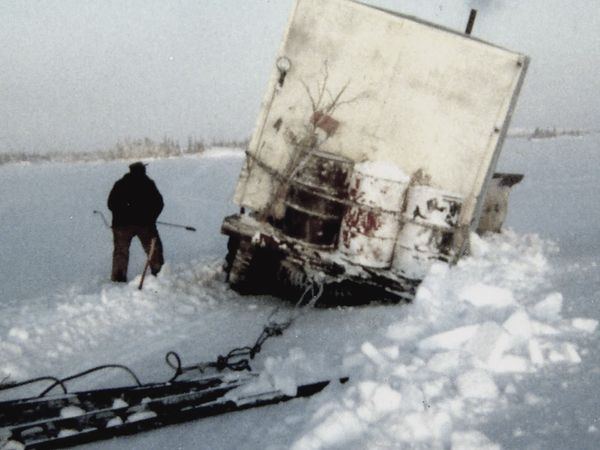 Ice Road Truckers - Driving on Thin Ice