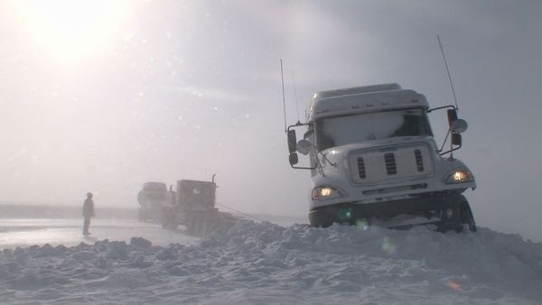 Ice Road Truckers - Destination: Diamond Mine