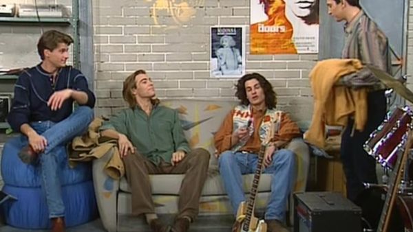 Hélène et les garçons - La caméra vidéo