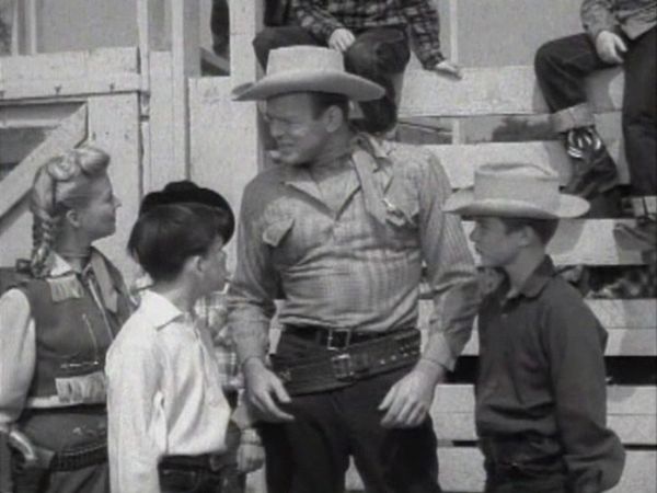Annie Oakley - Annie and Junior Pioneers