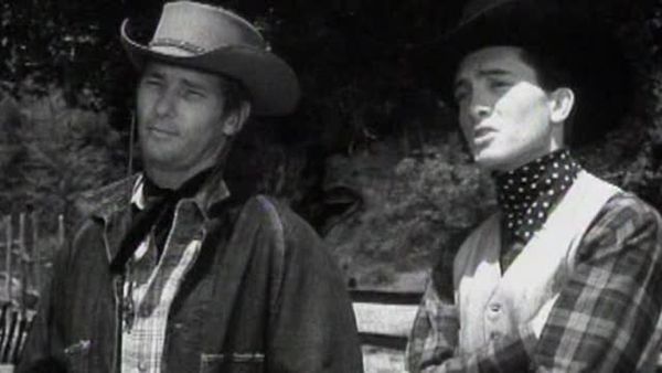 Annie Oakley - Dilemma at Diablo
