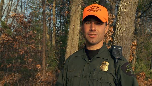 Wardens - Best of: Michigan Whitetail Patrol