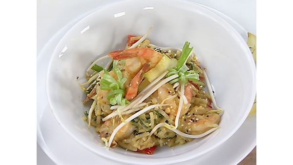 Sazón para el Mundo - Tallarines con Gambas al Estilo Malayo
