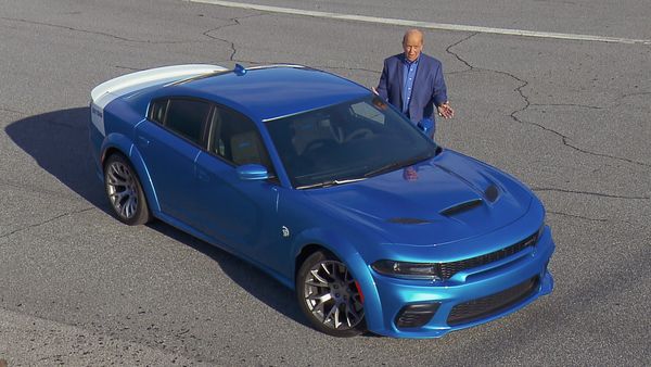 Motor Week - Dodge Charger SRT Hellcat Widebody & Toyota Highlander