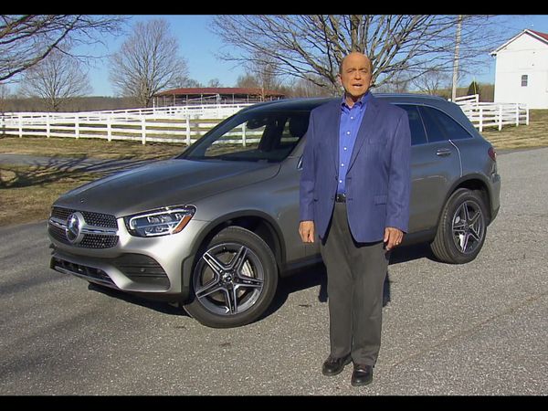 Motor Week - 2020 Mercedes-Benz GLC 300 & 2020 Range Rover P400e