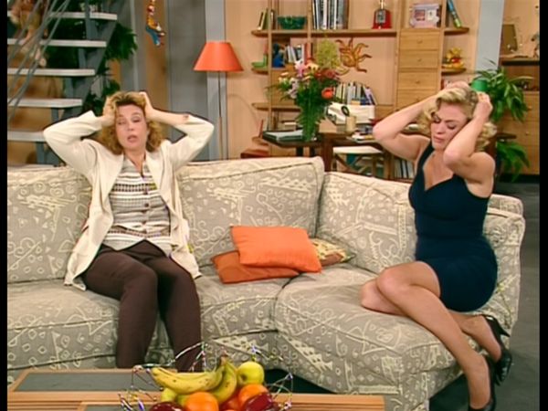 Les filles d'à côté - L'anniversaire