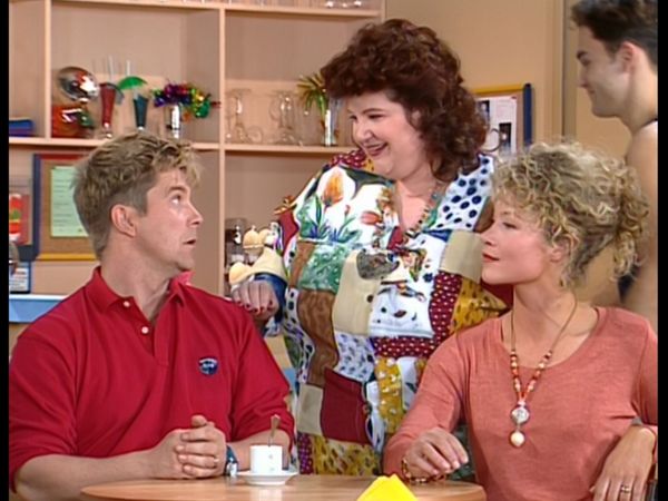 Les filles d'à côté - Conflit intérieur