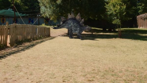 T-rex ranch - Enfrentamiento de dinosaurios
