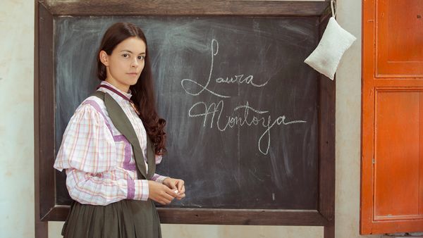 Laura, una vida extraordinaria - Laura - Capítulo 05