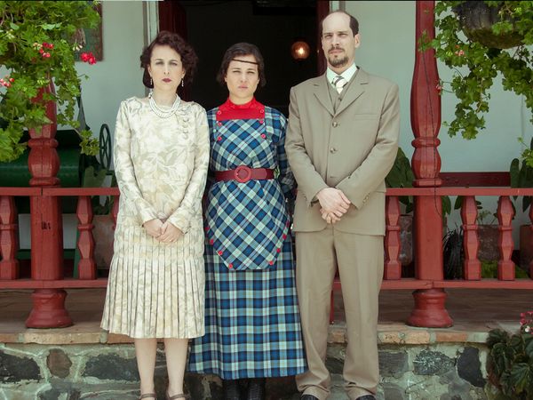Laura, una vida extraordinaria - Laura - Capítulo 16