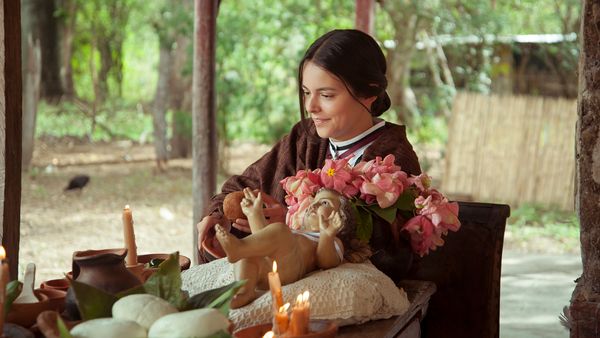 Laura, una vida extraordinaria - Laura - Capítulo 09