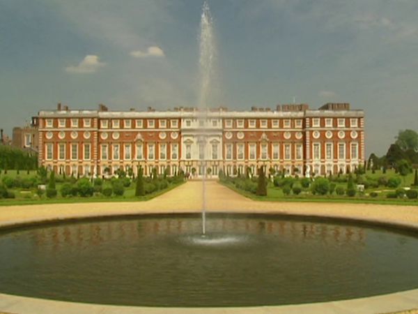 The Story of London - Palaces