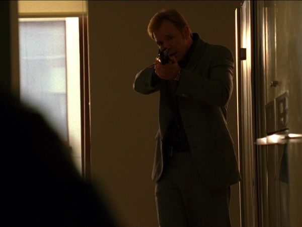 CSI: Miami en español - Un rollo de una noche